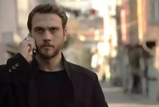 Aras Bulut İynemli nin babası son yolculuğuna uğurlandı